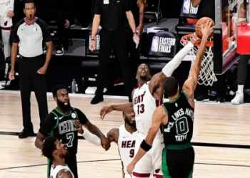 LeBron James Mask Moments: Protecting the King on the Court